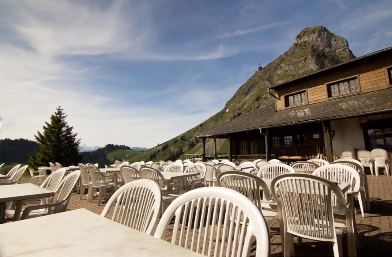 Refuge De Plan-Francey Hotel Moleson Екстериор снимка