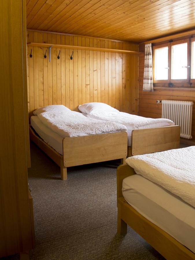 Refuge De Plan-Francey Hotel Moleson Екстериор снимка