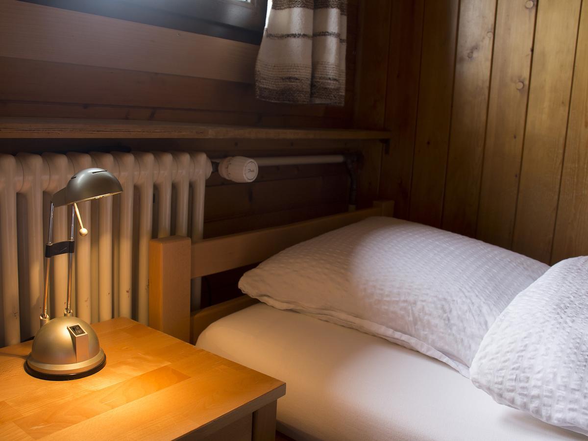 Refuge De Plan-Francey Hotel Moleson Екстериор снимка